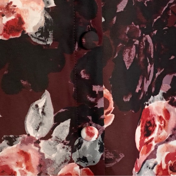 CUPCAKES AND CASHMERE Blouse Floral Top Large Burgundy Wine - Picture 8 of 11